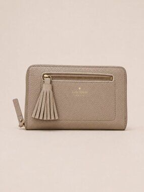 Kate Spade Beige Pebbled Leather Tassel Zip Wallet Chic Neutral